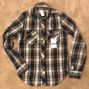 Gap snap down plaid shirt